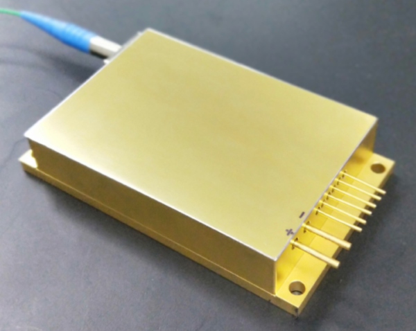 光纖耦合半導體激光器圖示 光纖耦合半導體激光器圖示